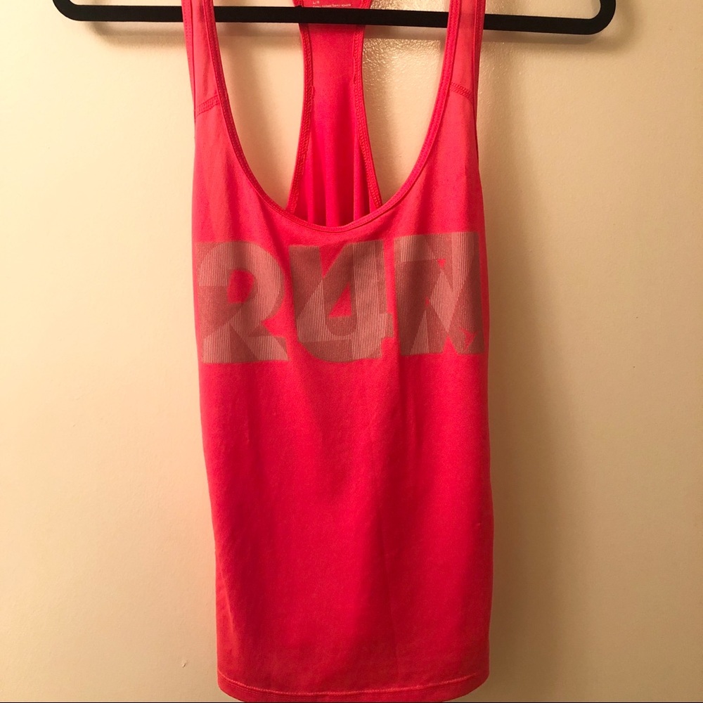 3/$20 Old Navy Active Top